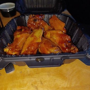 Smokey Bones Taunton - New American Near Me - Taunton, Massachusetts