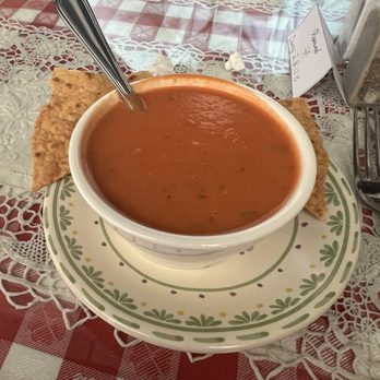 Stella, Bella & Lucy's - Tomato Basil Bisque - New American Near Me - Waynesboro, Virginia