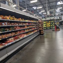 WinCo Foods - WinCo Foods, Grants Pass