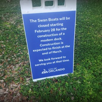 Lake Eola Park - Sandwich board to let you know the Swan Boats are closed. - Parks Near Me - Orlando, Florida