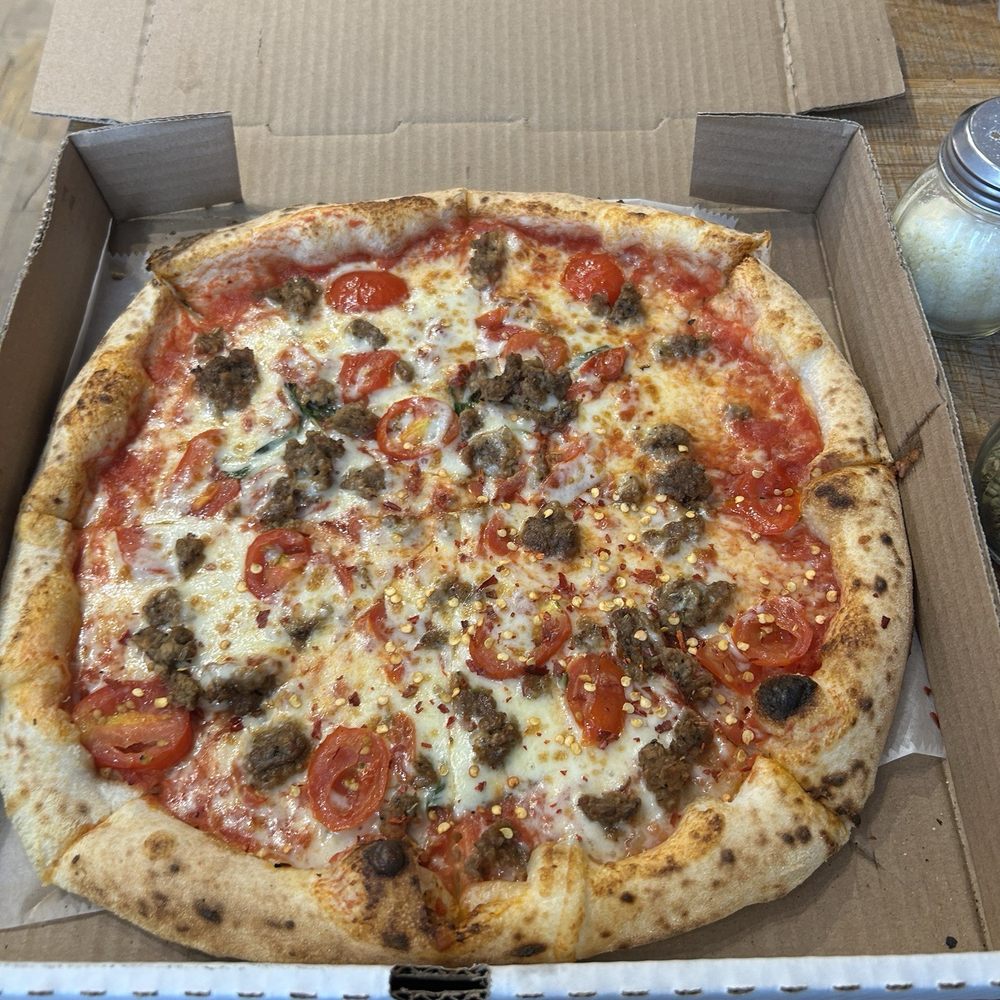 90 Second Pizza - Margherita w/ tomatoes and vegan sausage - Pizza Near Me - Washington, DC, District of Columbia 90 Second Pizza - Margherita w/ tomatoes and vegan sausage - Pizza Near Me - Washington, DC, District of Columbia
