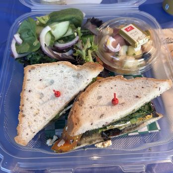 Les 3 Maitres Gourmands - Food Delivery Services Near Me - Laval, Quebec Les 3 Maitres Gourmands - Food Delivery Services Near Me - Laval, Quebec