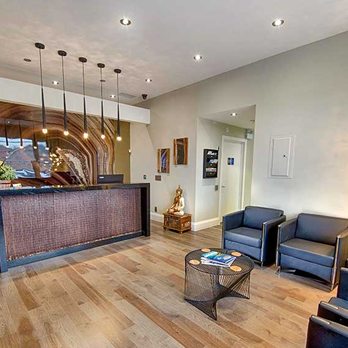 AIMS Dentistry - Reception - General Dentistry Near Me - Mississauga, Ontario