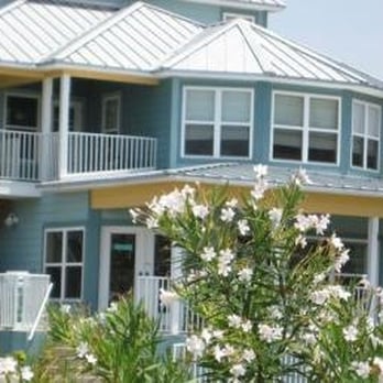 Laughing Lizard Bed & Beach - Laughing Lizard Bed & Breakfast - Vacation Rentals Near Me - Indian Rocks Beach, Florida Laughing Lizard Bed & Beach - Laughing Lizard Bed & Breakfast - Vacation Rentals Near Me - Indian Rocks Beach, Florida