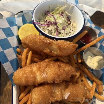 The Whaler - Fish and chips - Breakfast & Brunch Near Me - Santa Monica, California The Whaler - Fish and chips - Breakfast & Brunch Near Me - Santa Monica, California