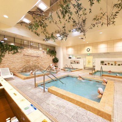Olympus Spa by null