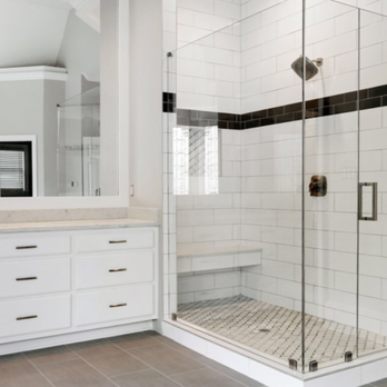 City Pro Remodeling - a bathroom with a walk in shower - General Contractors Near Me - Cumming, Georgia City Pro Remodeling - a bathroom with a walk in shower - General Contractors Near Me - Cumming, Georgia