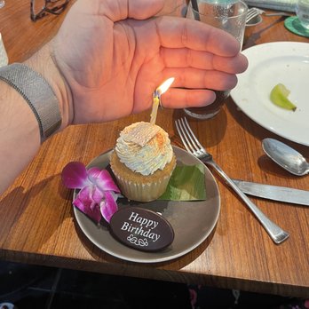 La Hiki - Birthday Lilikoi cupcake - Breakfast & Brunch Near Me - Kapolei, Hawaii La Hiki - Birthday Lilikoi cupcake - Breakfast & Brunch Near Me - Kapolei, Hawaii