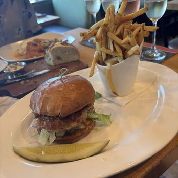 Cooper’s Hawk Winery & Restaurant - Chicken Burger, Ground All-Natural Chicken, Lettuce, Tomato, Red Onion, Roasted Garlic Mayo - Wine Tasting Room Near Me - Virginia Beach, Virginia Cooper’s Hawk Winery & Restaurant - Chicken Burger, Ground All-Natural Chicken, Lettuce, Tomato, Red Onion, Roasted Garlic Mayo - Wine Tasting Room Near Me - Virginia Beach, Virginia
