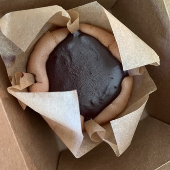 Raintree Bakery Coffeehouse - Chocolate cheesecake - Bakeries Near Me - Honolulu, Hawaii Raintree Bakery Coffeehouse - Chocolate cheesecake - Bakeries Near Me - Honolulu, Hawaii