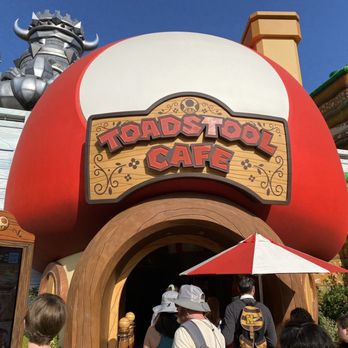 Toadstool Cafe - Scan the QR code at the entrance of Super Mario World to make a reservation - Cafes Near Me - Universal City, California Toadstool Cafe - Scan the QR code at the entrance of Super Mario World to make a reservation - Cafes Near Me - Universal City, California