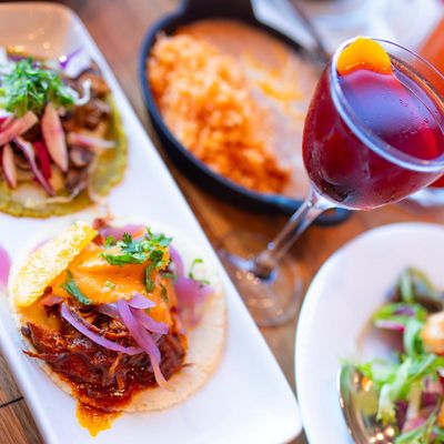 La Viga Seafood & Cocina Mexicana by null