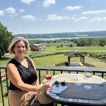Vineyard View Winery - Wineries Near Me - Keuka Park, New York Vineyard View Winery - Wineries Near Me - Keuka Park, New York