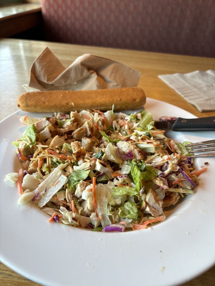 Food from Applebee's Grill + Bar