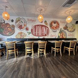 Chef G on 4th Thai Street Food - Inside