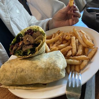 Lodi Beer Co - Steak wrap - Breweries Near Me - Lodi, California