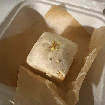 Kemi Dessert Bar - Osmanthus Kemi Cube - Desserts Near Me - Seattle, Washington