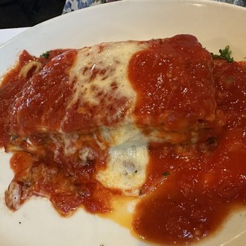 Giannis Italian Restaurant - Lasagna - Italian Near Me - Pompano Beach, Florida Giannis Italian Restaurant - Lasagna - Italian Near Me - Pompano Beach, Florida