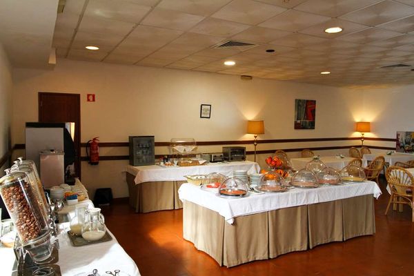 Best Western Hotel Dom Bernardo by null