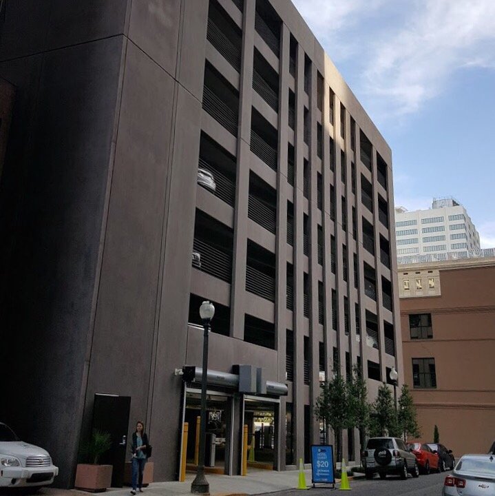 412 O’KEEFE GARAGE Updated September 2024 412 O'Keefe Ave, New