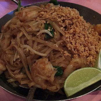 Lemon Leaf Thai Restaurant - Pad Thai - Thai Near Me - Mineola, New York Lemon Leaf Thai Restaurant - Pad Thai - Thai Near Me - Mineola, New York