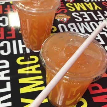 Randys Chicken And Waffles - Strawberry lemonade - Soul Food Near Me - Lancaster, California