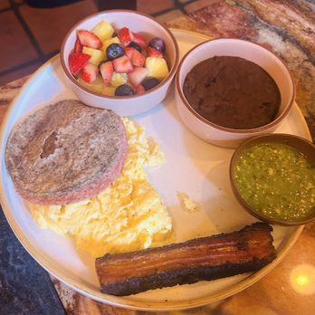 Maximo - Mexican Near Me - West University Place, Texas