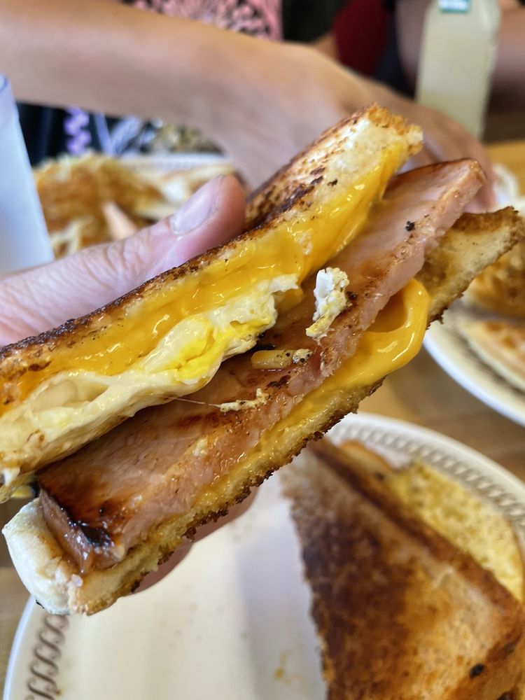 WAFFLE HOUSE Updated September 2024 44 Photos & 29 Reviews 1901