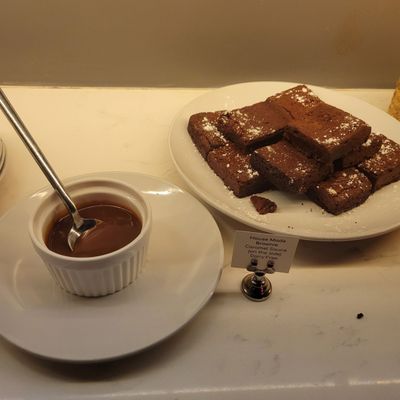 Standard Proof Whiskey Co Cocktail Lounge + Kitchen - Austin by null