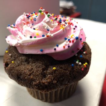 Lakeview Bakery - Chocolate cupcake w/ vanilla frosting & sprinkles (2). It's a regular sized cupcake, and fortunately it's affordable @ good 1$. (1/30/2019) - Bakeries Near Me - Clifton, New Jersey Lakeview Bakery - Chocolate cupcake w/ vanilla frosting & sprinkles (2). It's a regular sized cupcake, and fortunately it's affordable @ good 1$. (1/30/2019) - Bakeries Near Me - Clifton, New Jersey