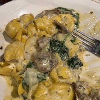 Sidelines Italian Grille - Sacchettini Alfredo - Italian Near Me - Lambertville, Michigan