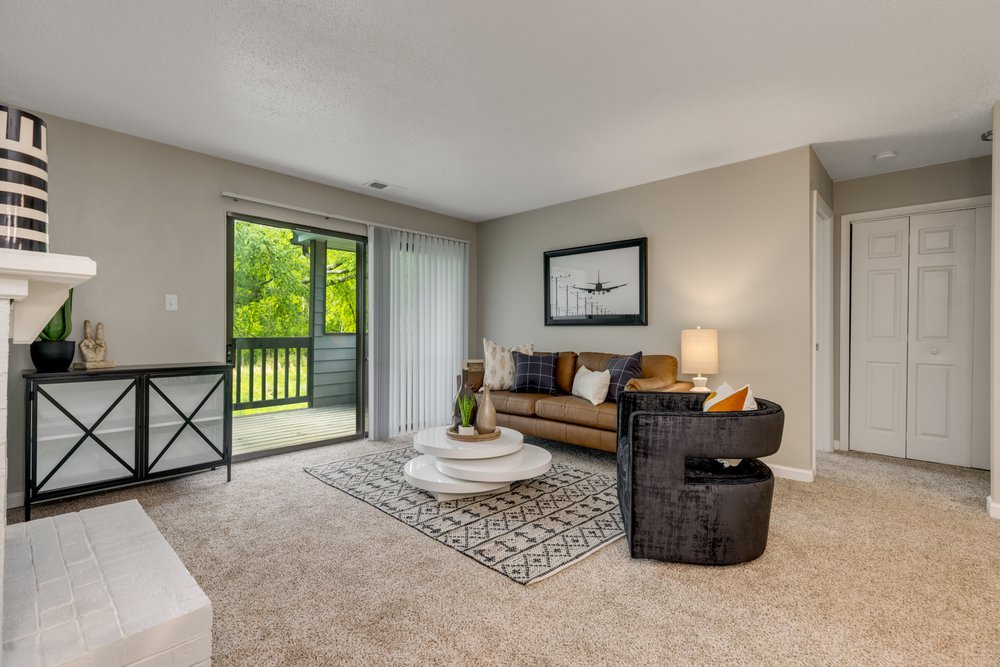 THE LANDON APARTMENTS Updated October 2024 24 Photos 8200