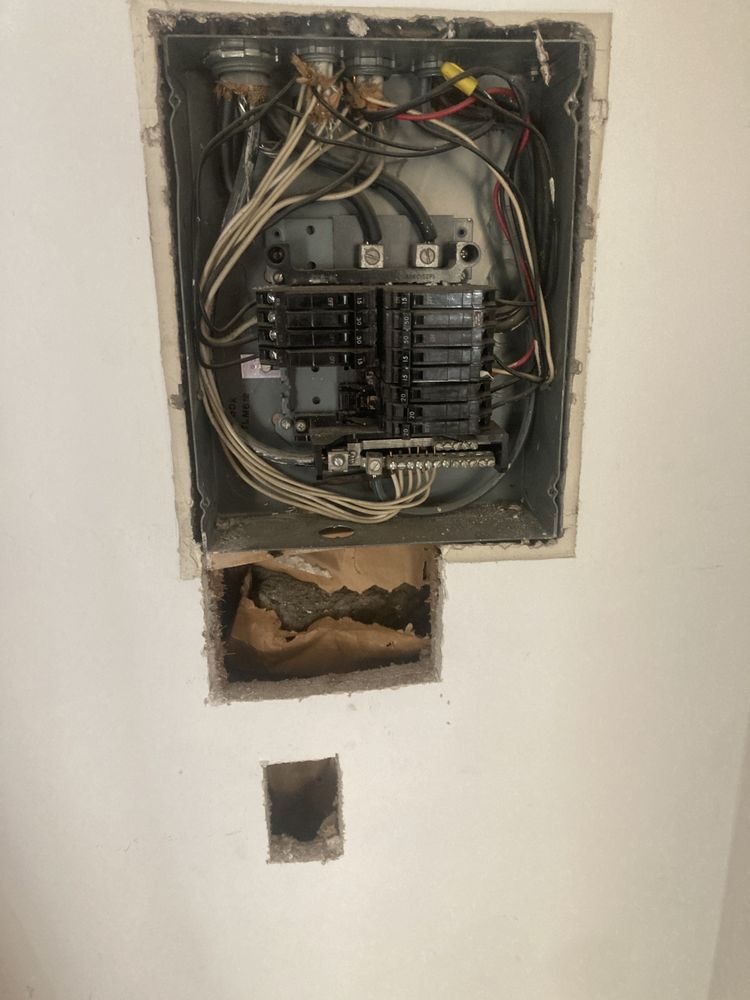 Slide of Tovo electrical services