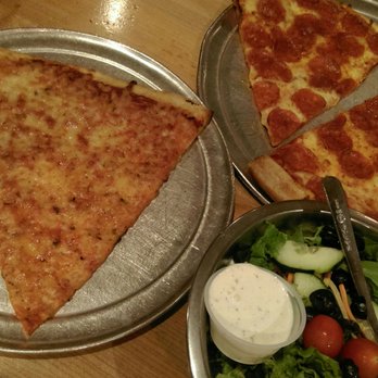 Fratelli Pizza - Definitely wasn't what we remembered. - Pizza Near Me - Flagstaff, Arizona