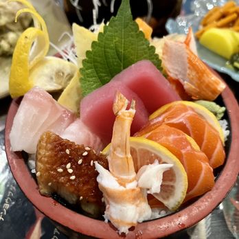 Sushi Miyagi - Chirashi lunch - Sushi Bars Near Me - Houston, Texas Sushi Miyagi - Chirashi lunch - Sushi Bars Near Me - Houston, Texas