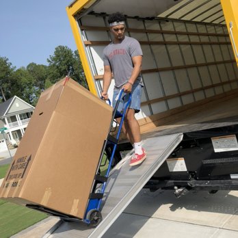 Hernandez Moving 919 - Strength when you need it - Movers Near Me Hernandez Moving 919 - Strength when you need it - Movers Near Me