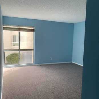 Cali Home Construction - Master bedroom paint, baseboard, carpet - General Contractors Near Me Cali Home Construction - Master bedroom paint, baseboard, carpet - General Contractors Near Me