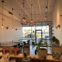 Khao Horm Thai - Inside