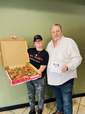 Del Rossi's Cheesesteak & Pizza CO. by null