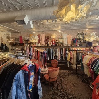 Heck Yeah Vintage - Point of View from front of store - Used, Vintage & Consignment Near Me - Albuquerque, New Mexico