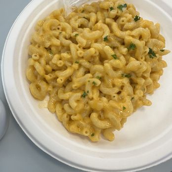 Skipper's Seafood Restaurant - Cheesy Mac and cheese - Seafood Near Me - Old Saybrook, Connecticut Skipper's Seafood Restaurant - Cheesy Mac and cheese - Seafood Near Me - Old Saybrook, Connecticut