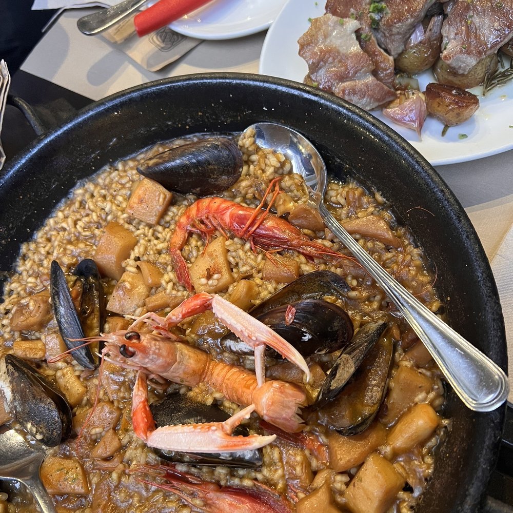 Casa Guinart - Tapas Bars Near Me - Barcelona, B Casa Guinart - Tapas Bars Near Me - Barcelona, B