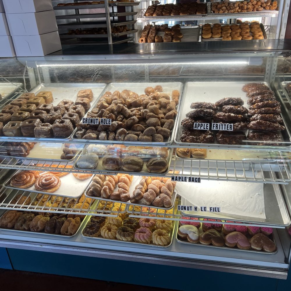 Happy Donuts - Donuts Near Me - Palo Alto, California