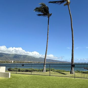 Maui Seaside Hotel - Hotels Near Me - Kahului, Hawaii Maui Seaside Hotel - Hotels Near Me - Kahului, Hawaii