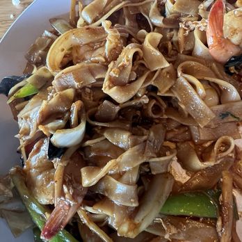 Thai 9 Cuisine - Drunken noodle - Thai Near Me - Destin, Florida Thai 9 Cuisine - Drunken noodle - Thai Near Me - Destin, Florida