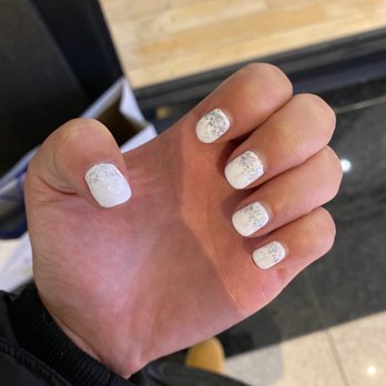 Stylish Lisa Nails & Spa - Amazing holiday nails! - Nail Salons Near Me - Danbury, Connecticut Stylish Lisa Nails & Spa - Amazing holiday nails! - Nail Salons Near Me - Danbury, Connecticut