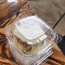 The Hangout at Deckers - Cinnamon rolls that were freshly baked!