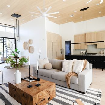 Gray House Staging - Home Staging Near Me - Tempe, Arizona Gray House Staging - Home Staging Near Me - Tempe, Arizona