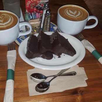 Urth Caffé - Orange - Spanish cafe with chocolate cake awesome. - Coffee & Tea Near Me - Orange, California