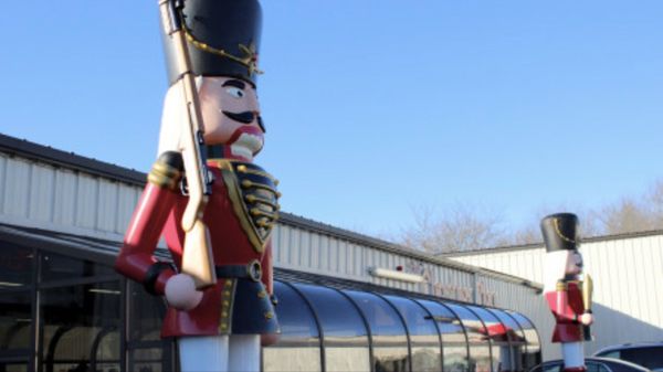 THE CHRISTMAS PLACE - Updated August 2024 - 33 Reviews - 1500 Bedford St, Abington 